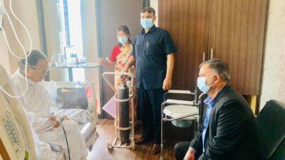 पूर्व प्रधानमन्त्री झलनाथ खनाललाई उपचारका लागि नयाँदिल्ली लगियो