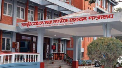 ६ लाख घुससहित रंगेहात पर्यटन मन्त्रालयका उपसचिव पक्राउ