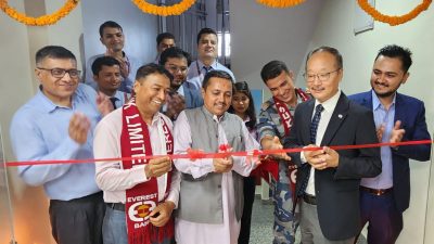 एभरेष्ट बैंकद्वारा दलदले नवलपरासीमा आफ्नो १२६ औं शाखा उद्घाटन
