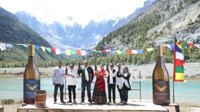नेपालकै अहिलेसम्मको सबैभन्दा अग्लो ठाउँबाट सार्वजनिक गरियो मनाङ भ्याली वाइन