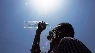 भारतको दिल्लीमा अहिलेसम्मकै उच्च गर्मी, तापक्रम ५२.३ डिग्री